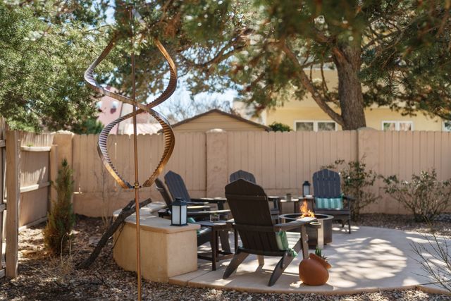 467 Brighton, White Rock, NM 87547