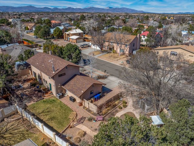 467 Brighton, White Rock, NM 87547