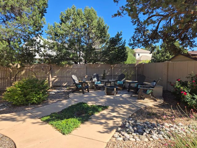 467 Brighton, White Rock, NM 87547