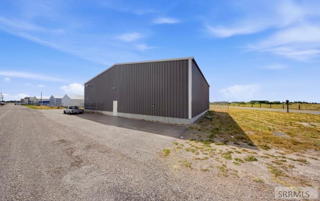 Image 14 of property listing at 3906 Airport Road # 1, Rigby, ID 83442
