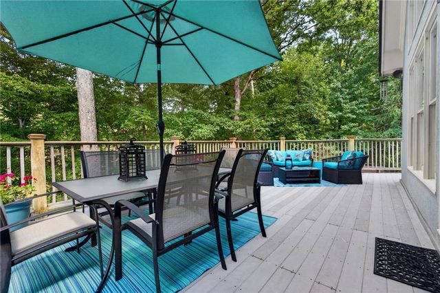 12190 Brookfield Club Drive, Roswell, GA 30075