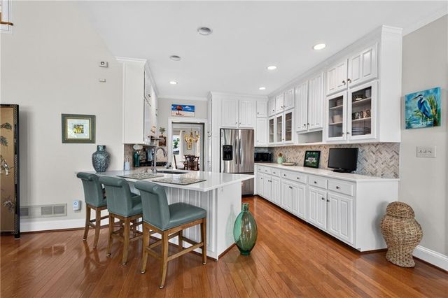 12190 Brookfield Club Drive, Roswell, GA 30075