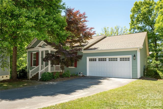 5 Hoolet Court, Biltmore Lake, NC 28715
