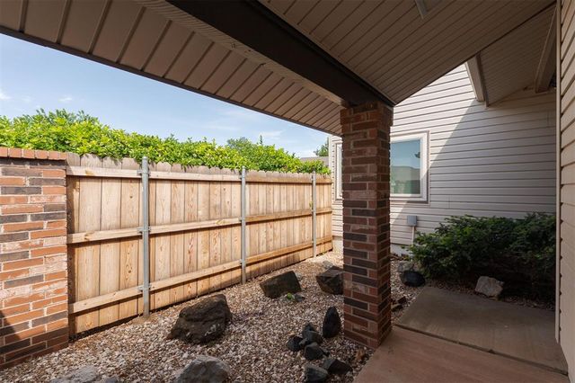12124 Cliff Rose Drive, Oklahoma City, OK 73162