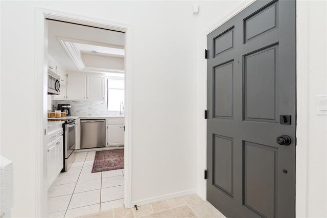 12124 Cliff Rose Drive, Oklahoma City, OK 73162