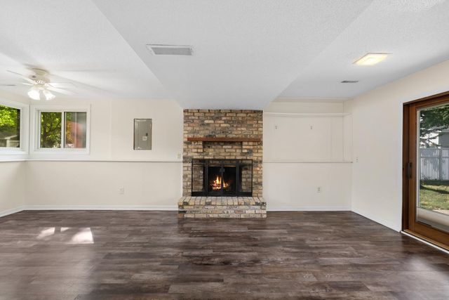 20615 207th Court W, Lakeville, MN 55044