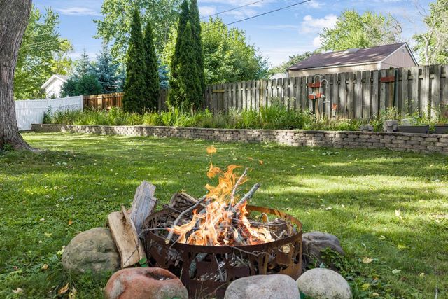 20615 207th Court W, Lakeville, MN 55044