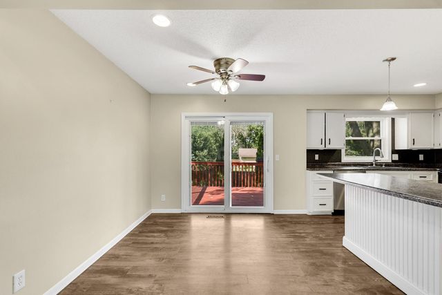 20615 207th Court W, Lakeville, MN 55044