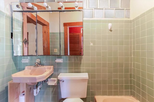 12115 S US HWY 41, Gibsonton, FL 33534