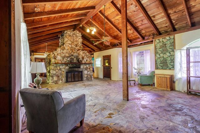 12115 S US HWY 41, Gibsonton, FL 33534