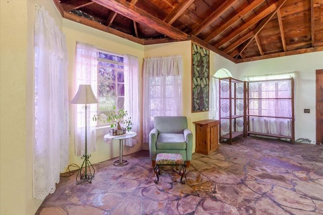 12115 S US HWY 41, Gibsonton, FL 33534