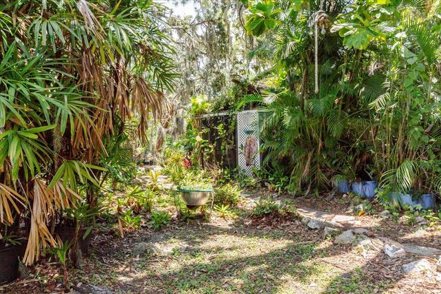 12115 S US HWY 41, Gibsonton, FL 33534