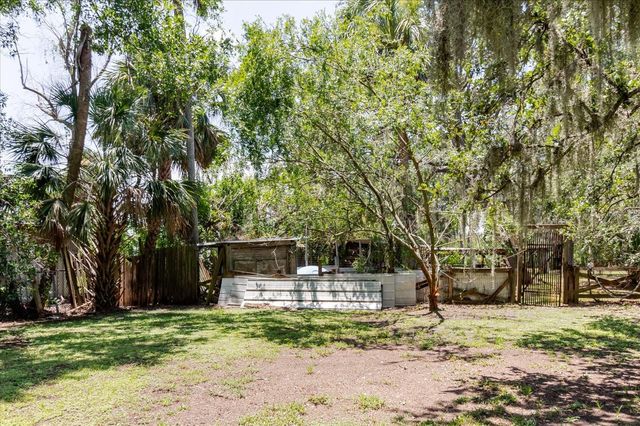 12115 S US HWY 41, Gibsonton, FL 33534