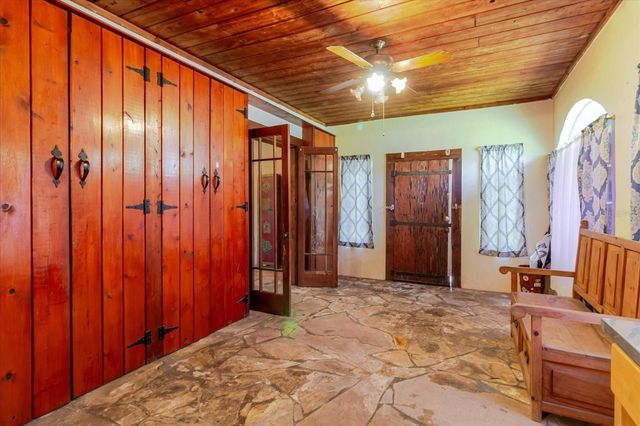 12115 S US HWY 41, Gibsonton, FL 33534