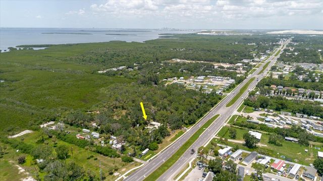 12115 S US HWY 41, Gibsonton, FL 33534