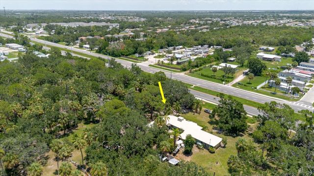 12115 S US HWY 41, Gibsonton, FL 33534
