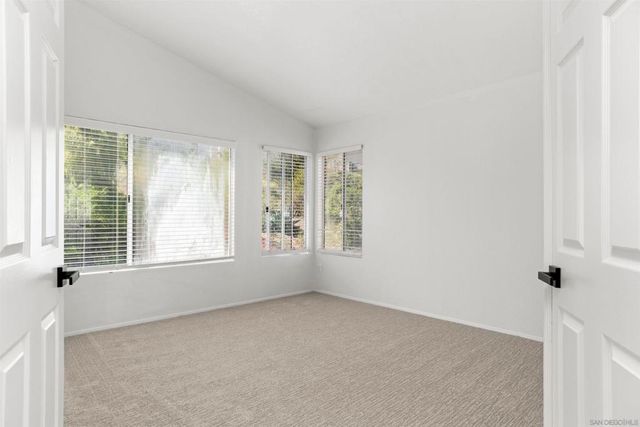 512 Avenida Blanco, San Marcos, CA 92069