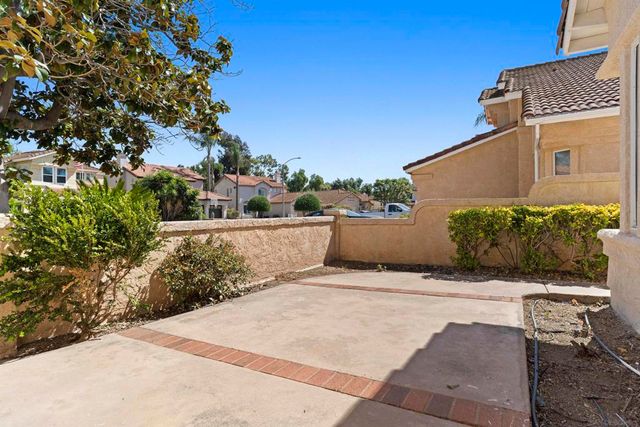 512 Avenida Blanco, San Marcos, CA 92069