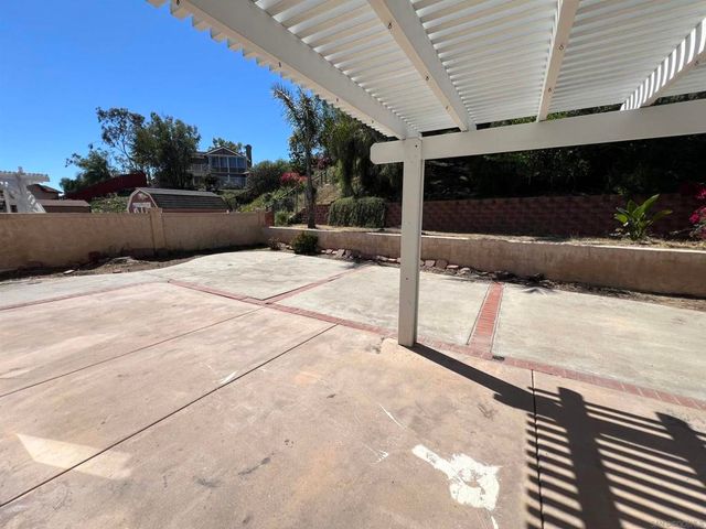 512 Avenida Blanco, San Marcos, CA 92069