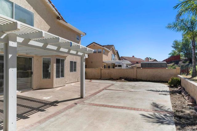 512 Avenida Blanco, San Marcos, CA 92069