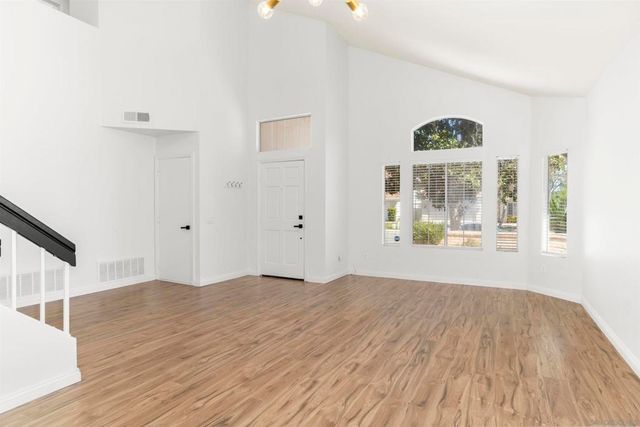 512 Avenida Blanco, San Marcos, CA 92069