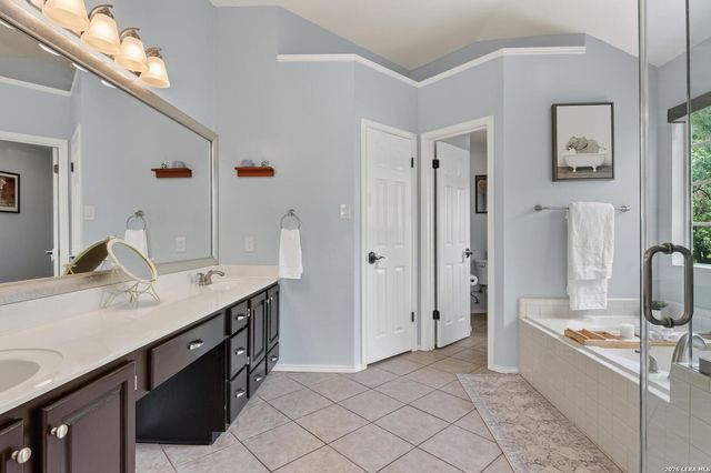2451 OAKLINE DR, San Antonio, TX 78232