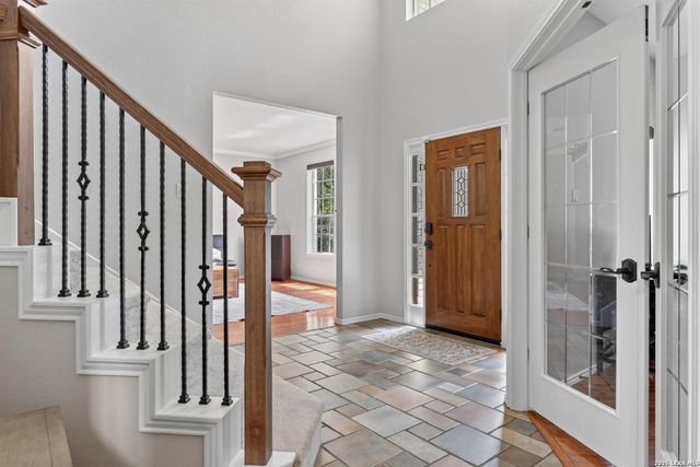 2451 OAKLINE DR, San Antonio, TX 78232