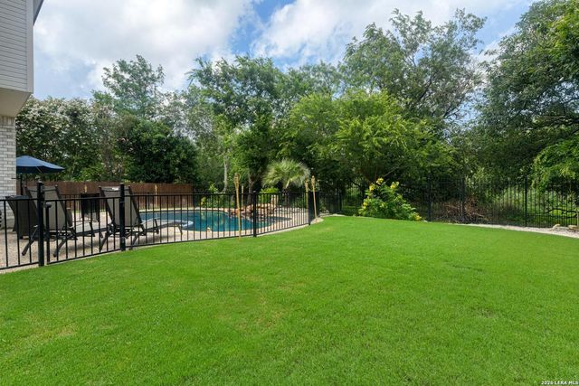 2451 OAKLINE DR, San Antonio, TX 78232