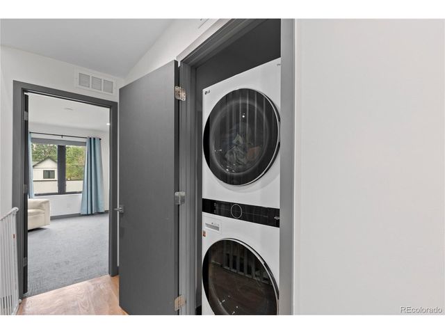 1654 Utica St, Denver, CO 80204