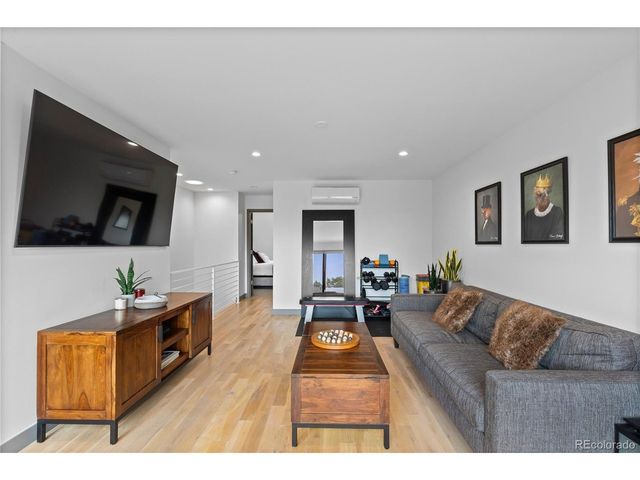 1654 Utica St, Denver, CO 80204