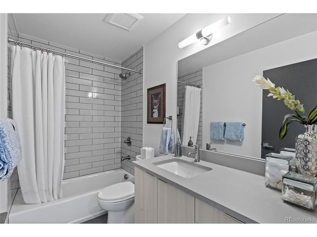 1654 Utica St, Denver, CO 80204