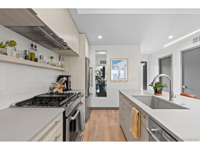 1654 Utica St, Denver, CO 80204