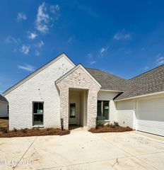 429 Aurora Circle, Canton, MS 39046