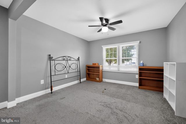 60 PINE NEEDLE RD, Levittown, PA 19056