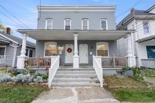 286 Bates St, Phillipsburg Town, NJ 08865