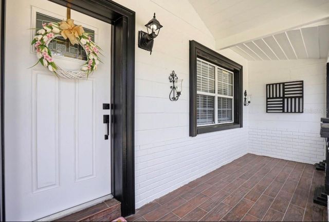 2132 W BIRD STREET, Tampa, FL 33604