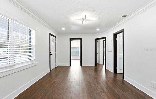 2132 W BIRD STREET, Tampa, FL 33604