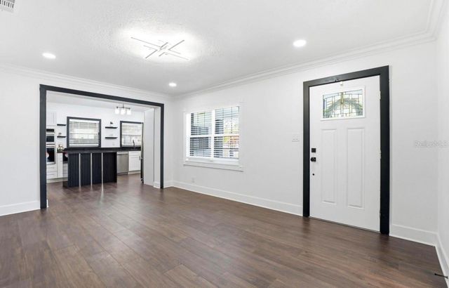 2132 W BIRD STREET, Tampa, FL 33604