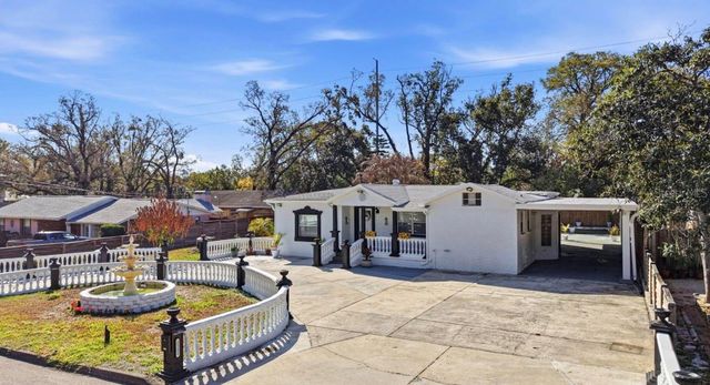 2132 W BIRD STREET, Tampa, FL 33604