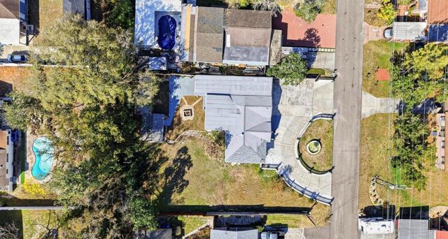 2132 W BIRD STREET, Tampa, FL 33604