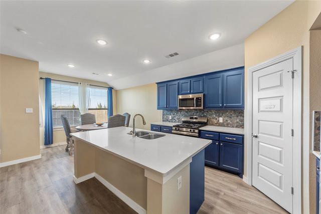 2050 Clearmist Way, Royse City, TX 75189