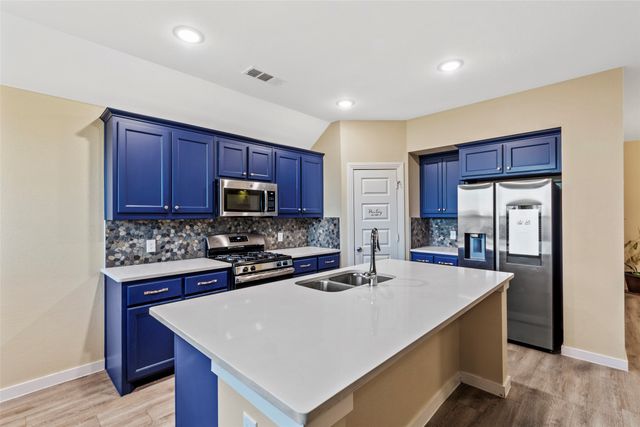 2050 Clearmist Way, Royse City, TX 75189