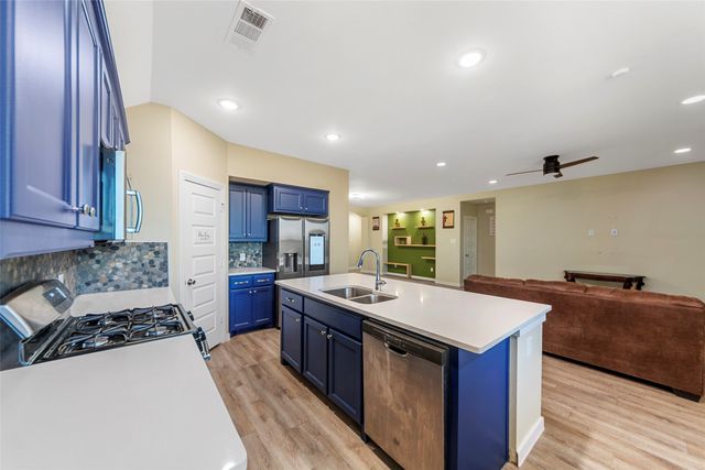 2050 Clearmist Way, Royse City, TX 75189