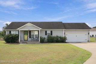 2103 Deerwood Lane, Kinston, NC 28504