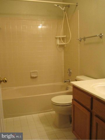 1225 WILD HAWTHORN WAY, Reston, VA 20194