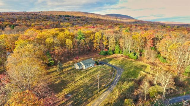 118 Marl Road, Pine Bush, NY 12566