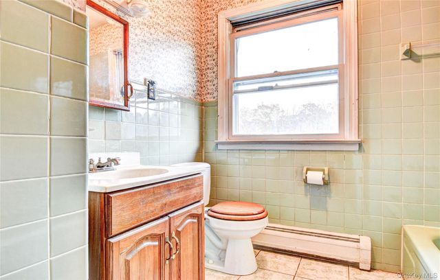 118 Marl Road, Pine Bush, NY 12566