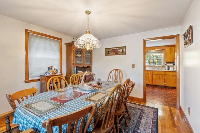 54 River St, Billerica, MA 01821