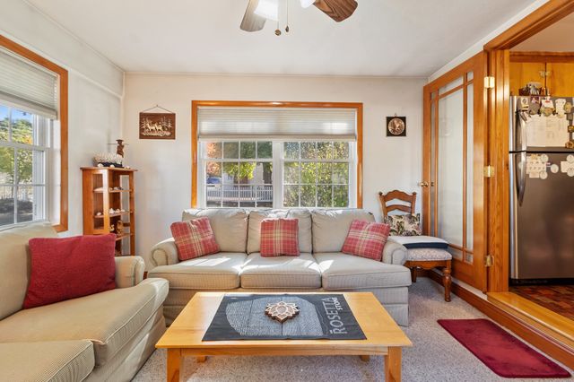 54 River St, Billerica, MA 01821