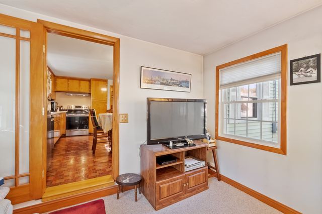 54 River St, Billerica, MA 01821